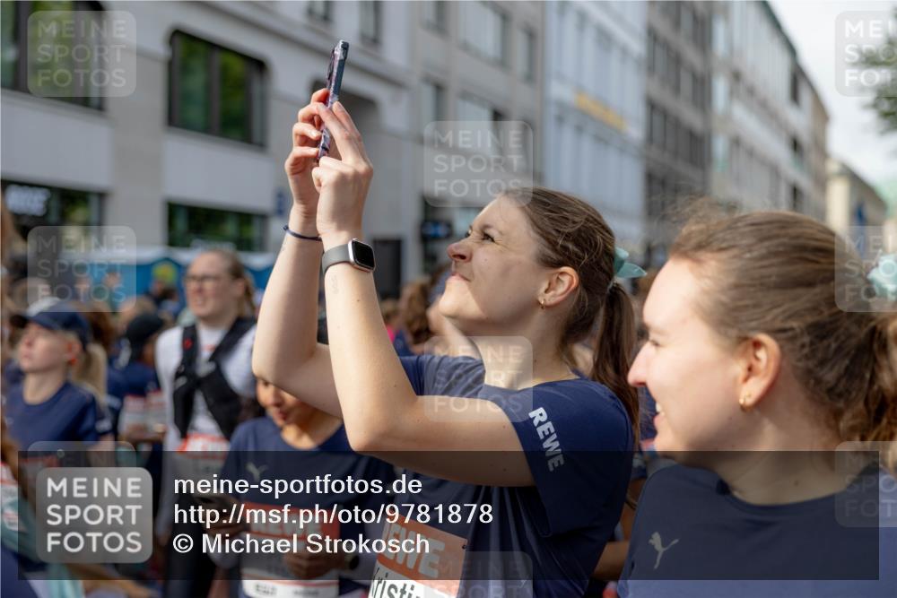14.06.2026 - REWE Women's Run Michael Strokosch http://msf.ph/oto/9781878 14.06.2026 08:52:18 Laufen  meine-sportfotos.de
