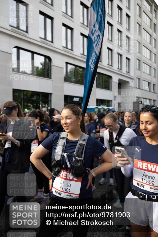 14.06.2026 - REWE Women's Run Michael Strokosch http://msf.ph/oto/9781903 14.06.2026 08:52:27 Laufen 17, 11501, 11502 meine-sportfotos.de