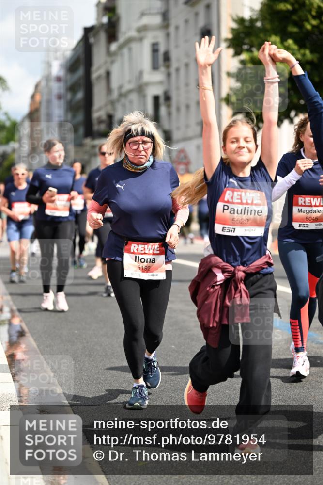 14.06.2026 - REWE Women's Run Dr. Thomas Lammeyer http://msf.ph/oto/9781954 14.06.2026 10:50:46 Laufen 5192, 5529, 57, 6045, 7 meine-sportfotos.de