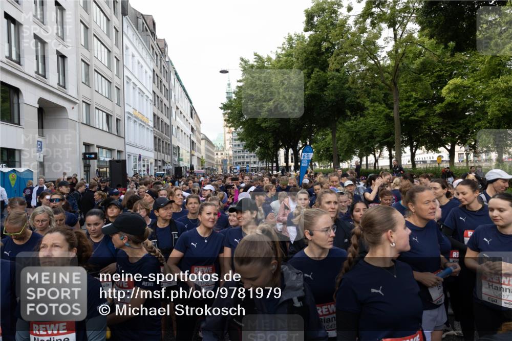 14.06.2026 - REWE Women's Run Michael Strokosch http://msf.ph/oto/9781979 14.06.2026 08:53:02 Laufen 1245, 101, 11436, 6, 00, 1047, 10517 meine-sportfotos.de