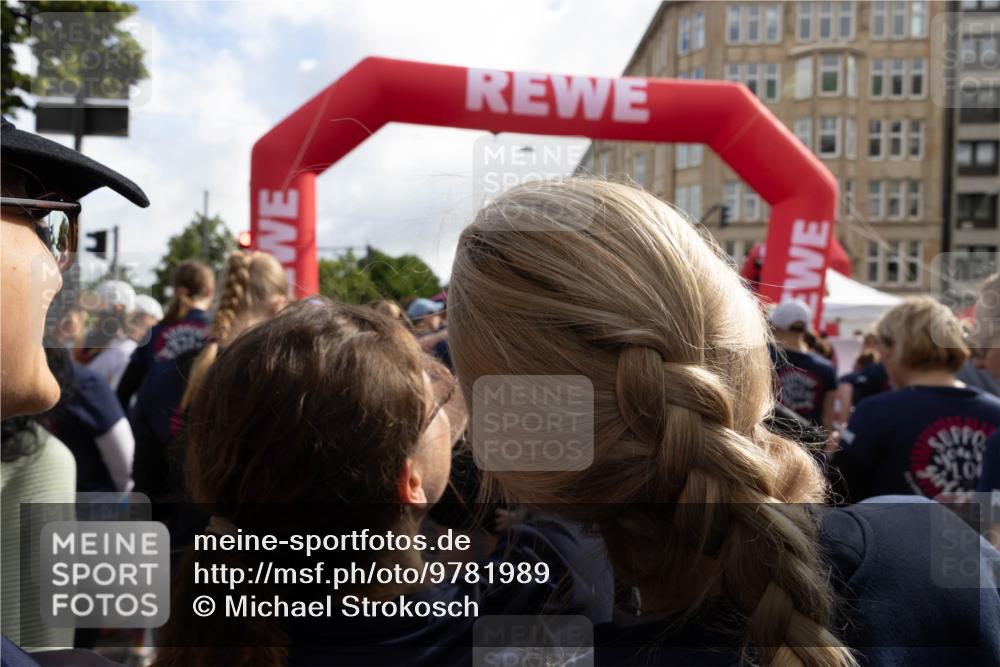 14.06.2026 - REWE Women's Run Michael Strokosch http://msf.ph/oto/9781989 14.06.2026 08:53:24 Laufen 10 meine-sportfotos.de