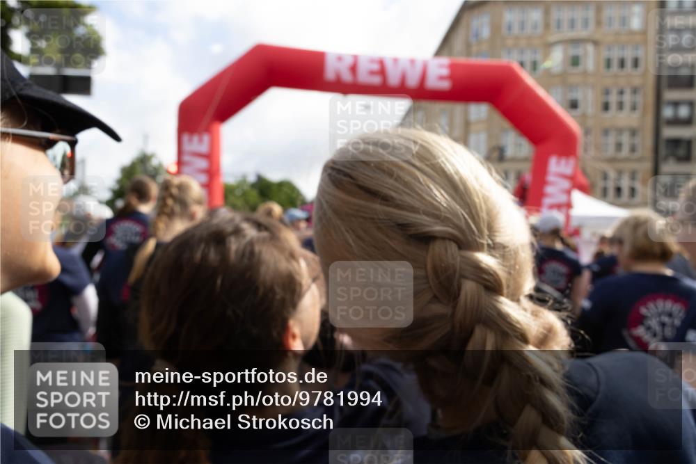 14.06.2026 - REWE Women's Run Michael Strokosch http://msf.ph/oto/9781994 14.06.2026 08:53:25 Laufen  meine-sportfotos.de