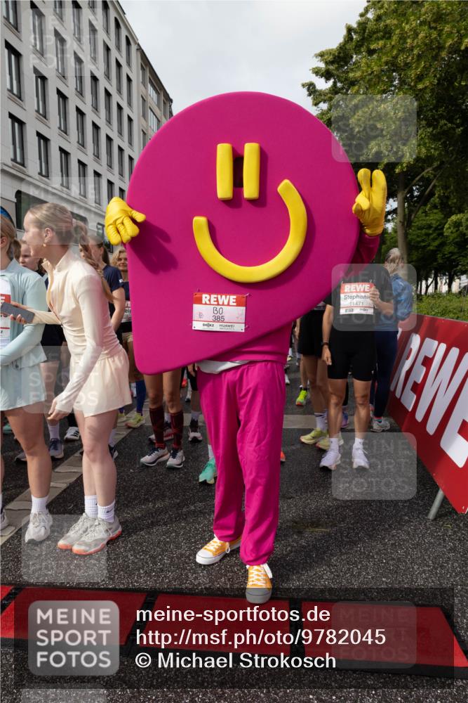 14.06.2026 - REWE Women's Run Michael Strokosch http://msf.ph/oto/9782045 14.06.2026 08:55:35 Laufen 7, 385, 11471 meine-sportfotos.de