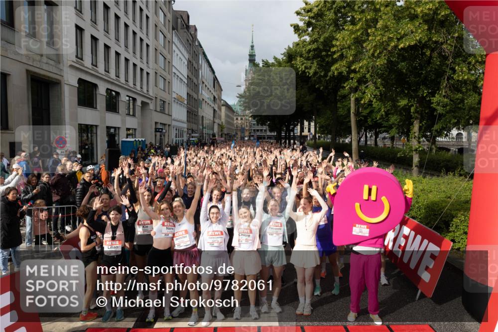 14.06.2026 - REWE Women's Run Michael Strokosch http://msf.ph/oto/9782061 14.06.2026 08:57:02 Laufen 11245 meine-sportfotos.de
