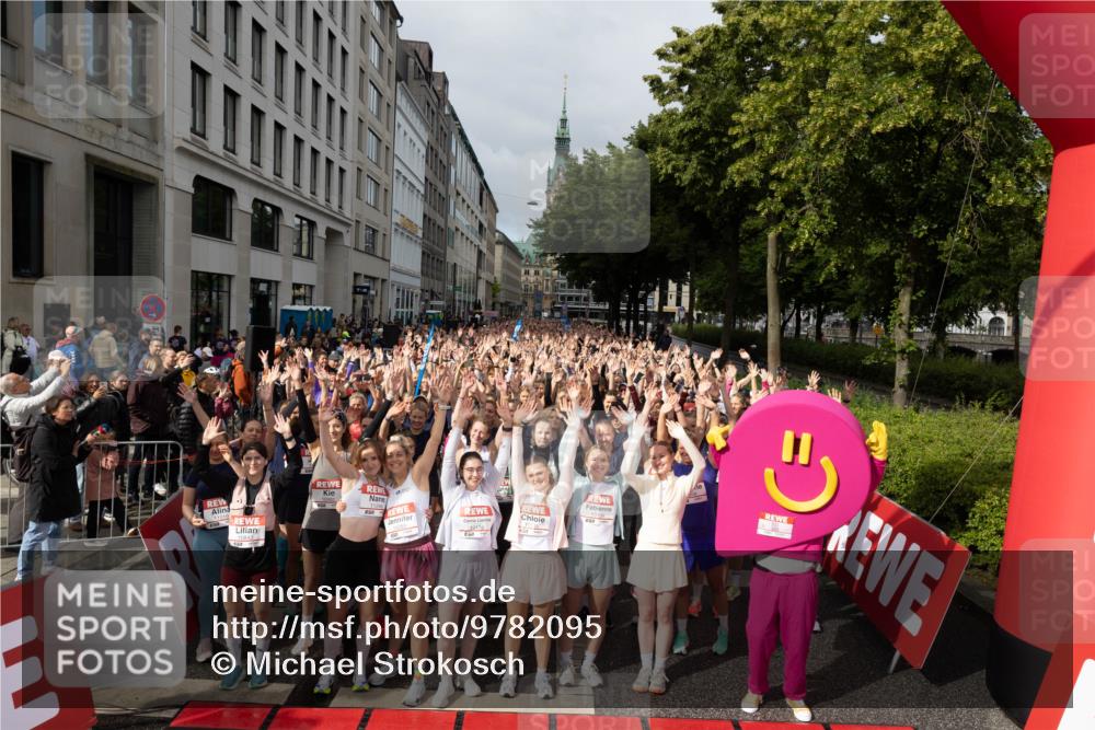 14.06.2026 - REWE Women's Run Michael Strokosch http://msf.ph/oto/9782095 14.06.2026 08:57:03 Laufen 10843 meine-sportfotos.de