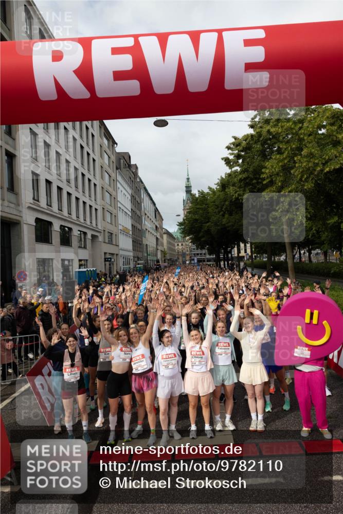 14.06.2026 - REWE Women's Run Michael Strokosch http://msf.ph/oto/9782110 14.06.2026 08:57:06 Laufen 10134 meine-sportfotos.de