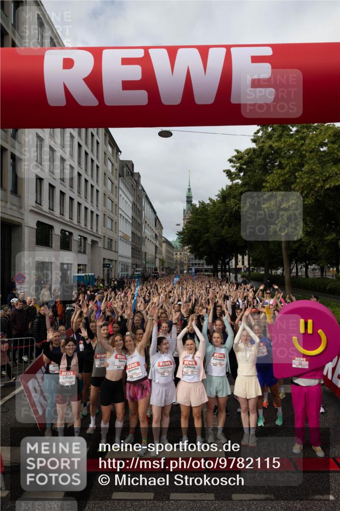 14.06.2026 - REWE Women's Run Michael Strokosch http://msf.ph/oto/9782115 14.06.2026 08:57:08 Laufen  meine-sportfotos.de