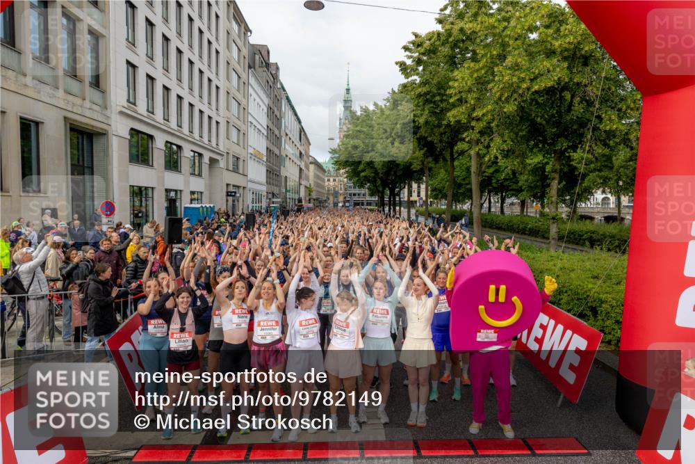 14.06.2026 - REWE Women's Run Michael Strokosch http://msf.ph/oto/9782149 14.06.2026 08:57:15 Laufen  meine-sportfotos.de
