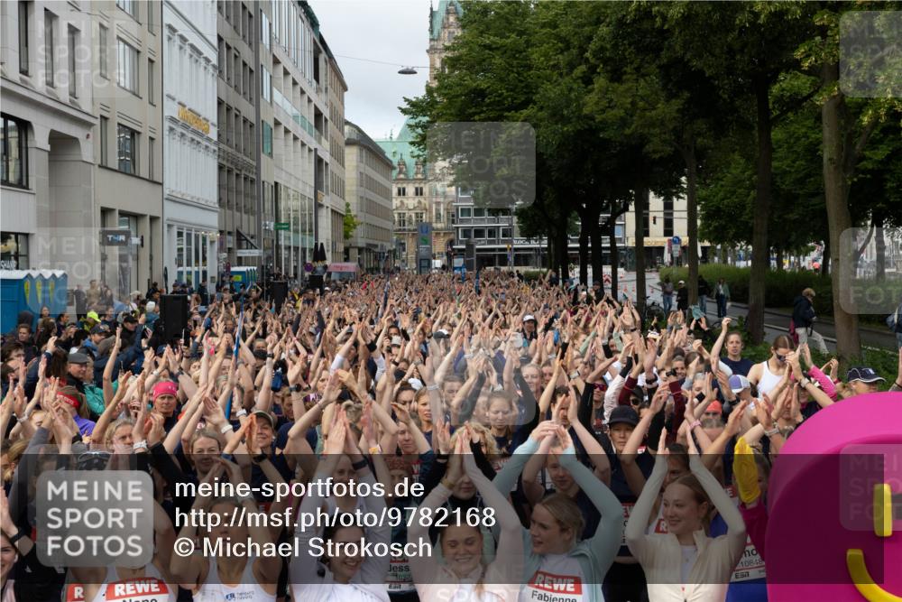 14.06.2026 - REWE Women's Run Michael Strokosch http://msf.ph/oto/9782168 14.06.2026 08:57:16 Laufen 141, 1032, 10848, 7 meine-sportfotos.de