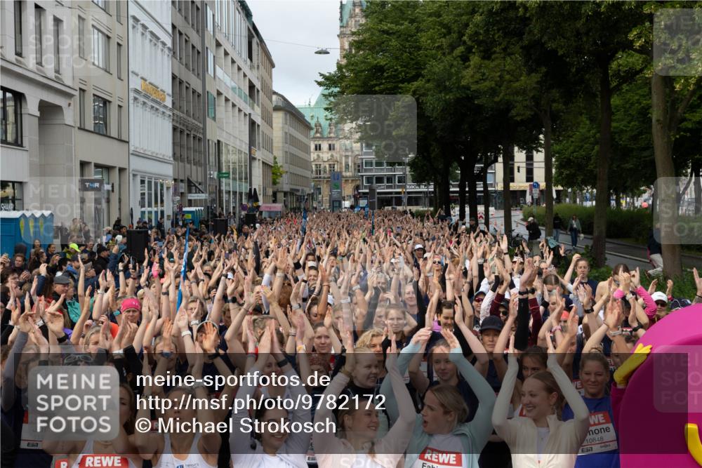 14.06.2026 - REWE Women's Run Michael Strokosch http://msf.ph/oto/9782172 14.06.2026 08:57:17 Laufen 114, 57, 10848, 7 meine-sportfotos.de