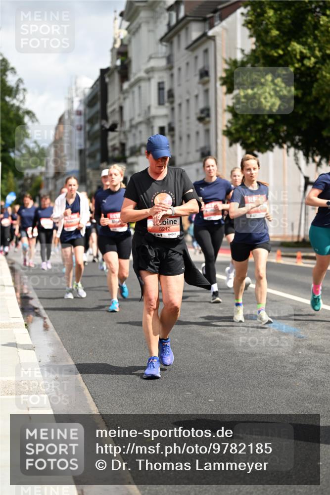14.06.2026 - REWE Women's Run Dr. Thomas Lammeyer http://msf.ph/oto/9782185 14.06.2026 10:51:01 Laufen 5212 meine-sportfotos.de