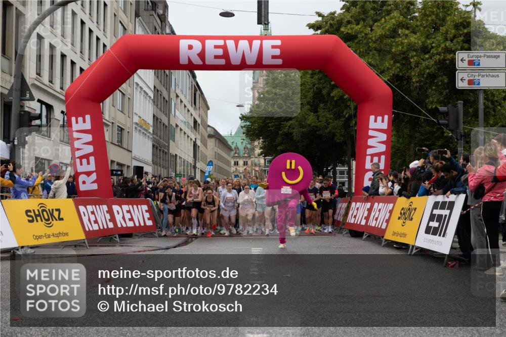 14.06.2026 - REWE Women's Run Michael Strokosch http://msf.ph/oto/9782234 14.06.2026 09:00:40 Laufen  meine-sportfotos.de