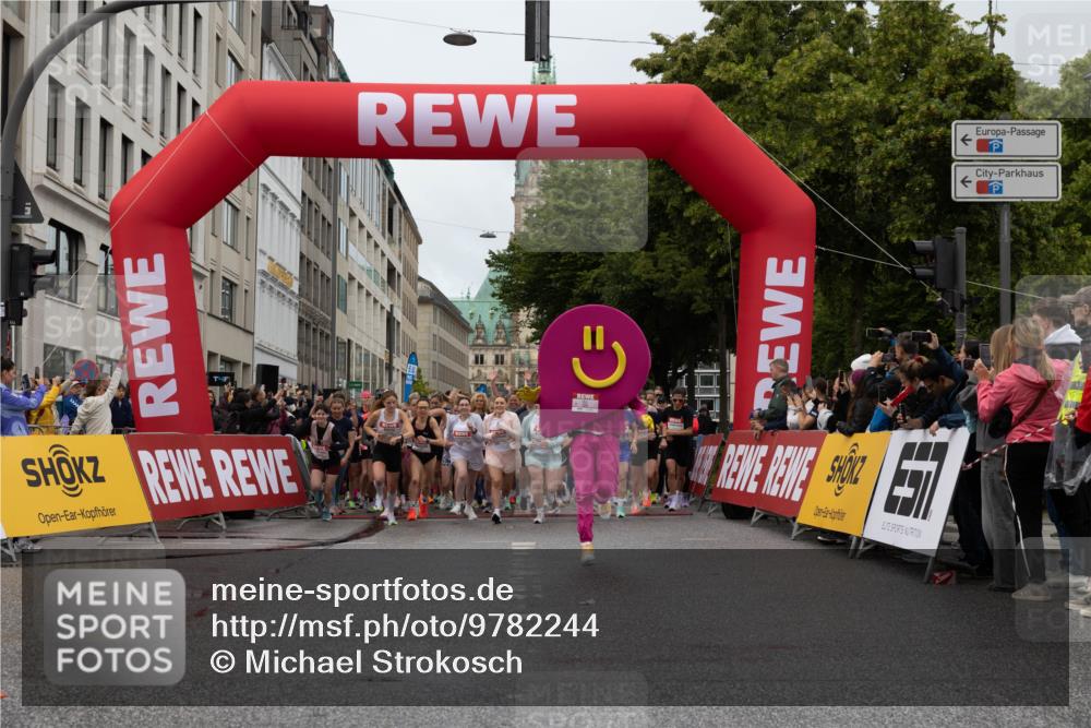 14.06.2026 - REWE Women's Run Michael Strokosch http://msf.ph/oto/9782244 14.06.2026 09:00:40 Laufen  meine-sportfotos.de