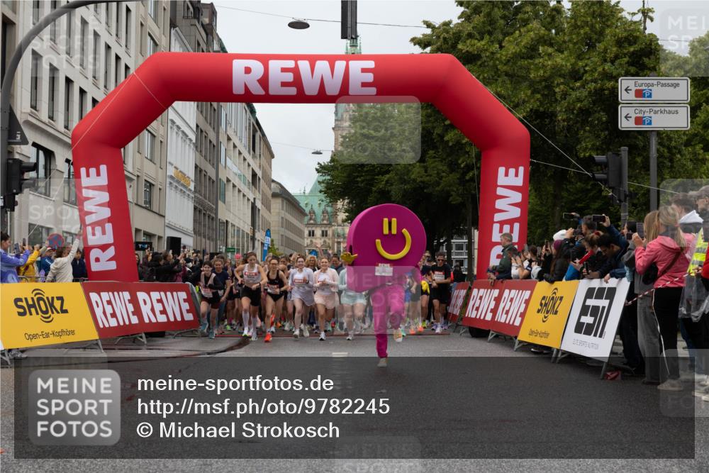 14.06.2026 - REWE Women's Run Michael Strokosch http://msf.ph/oto/9782245 14.06.2026 09:00:40 Laufen  meine-sportfotos.de