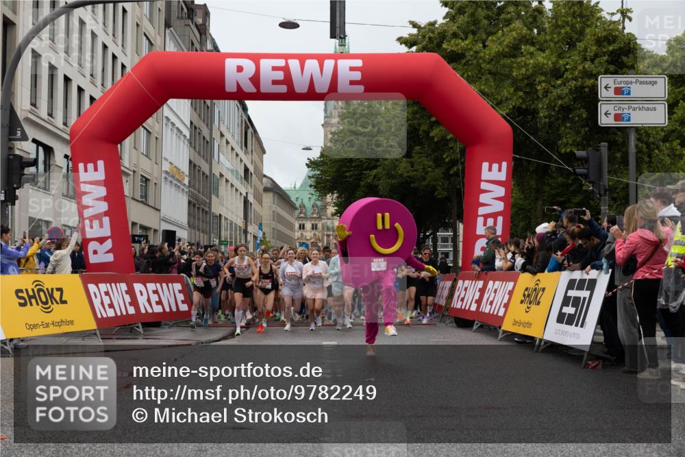 14.06.2026 - REWE Women's Run Michael Strokosch http://msf.ph/oto/9782249 14.06.2026 09:00:40 Laufen  meine-sportfotos.de