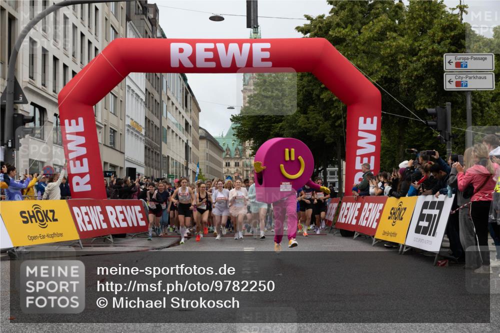 14.06.2026 - REWE Women's Run Michael Strokosch http://msf.ph/oto/9782250 14.06.2026 09:00:40 Laufen  meine-sportfotos.de