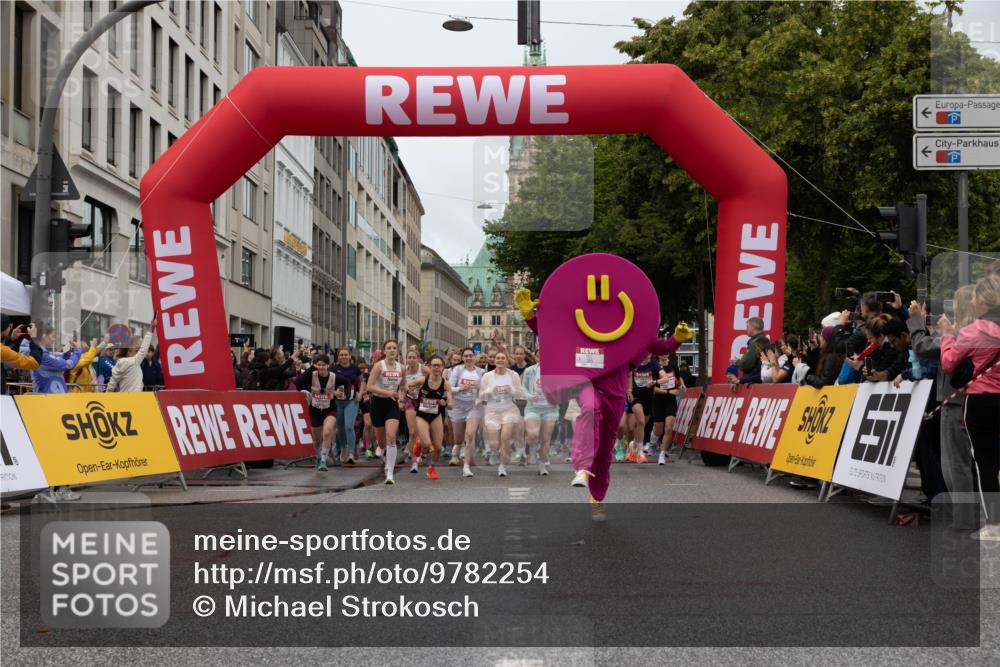14.06.2026 - REWE Women's Run Michael Strokosch http://msf.ph/oto/9782254 14.06.2026 09:00:41 Laufen  meine-sportfotos.de