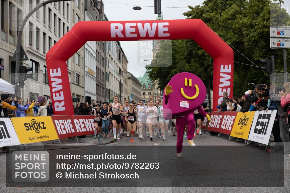 14.06.2026 - REWE Women's Run Michael Strokosch http://msf.ph/oto/9782263 14.06.2026 09:00:41 Laufen  meine-sportfotos.de