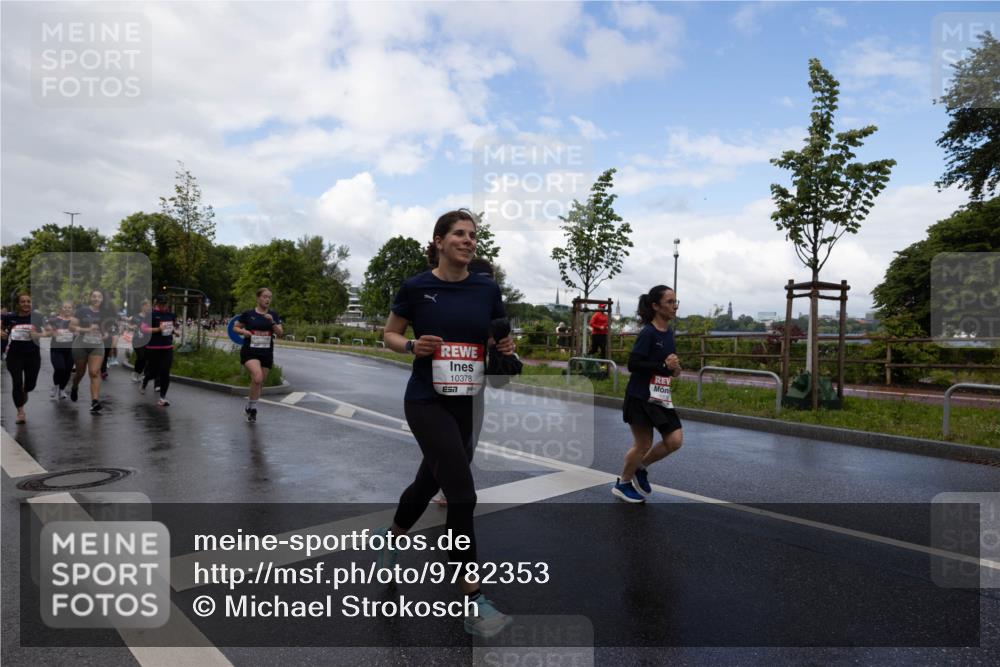 14.06.2026 - REWE Women's Run Michael Strokosch http://msf.ph/oto/9782353 14.06.2026 09:12:18 Laufen 10378, 7, 1008 meine-sportfotos.de