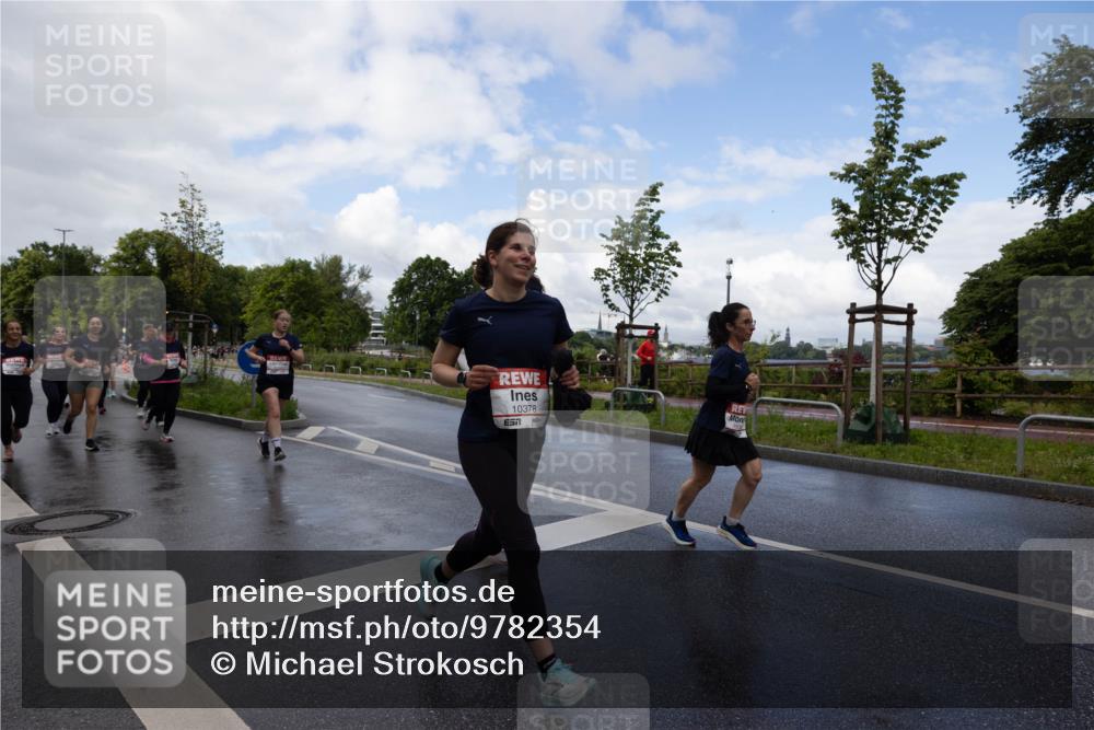 14.06.2026 - REWE Women's Run Michael Strokosch http://msf.ph/oto/9782354 14.06.2026 09:12:18 Laufen 10378, 7 meine-sportfotos.de