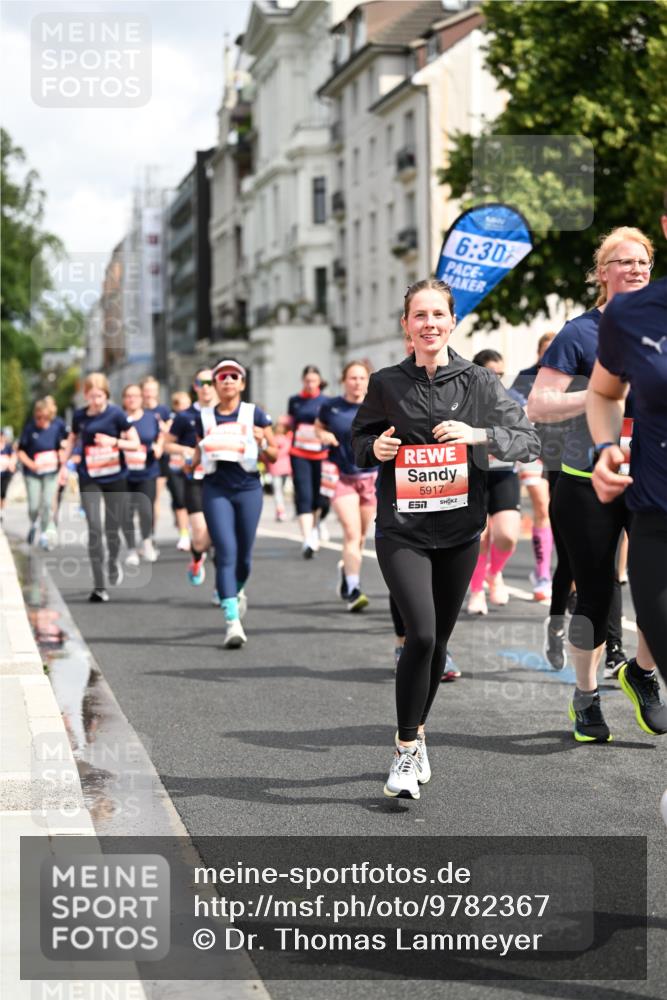 14.06.2026 - REWE Women's Run Dr. Thomas Lammeyer http://msf.ph/oto/9782367 14.06.2026 10:51:16 Laufen 6, 30, 5917 meine-sportfotos.de