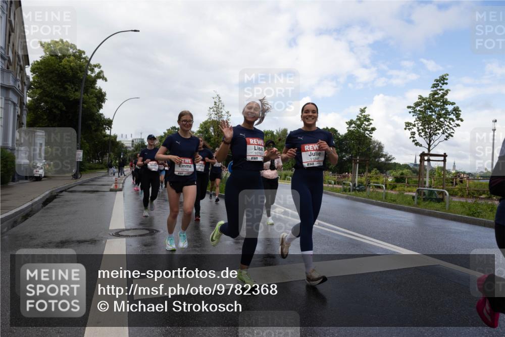 14.06.2026 - REWE Women's Run Michael Strokosch http://msf.ph/oto/9782368 14.06.2026 09:12:24 Laufen 10783, 11248 meine-sportfotos.de
