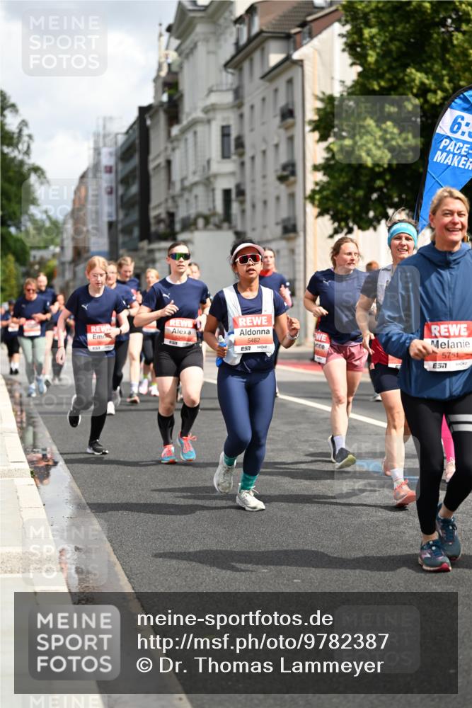 14.06.2026 - REWE Women's Run Dr. Thomas Lammeyer http://msf.ph/oto/9782387 14.06.2026 10:51:17 Laufen 5482, 6, 5751, 57 meine-sportfotos.de