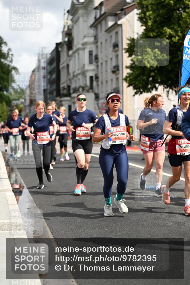 14.06.2026 - REWE Women's Run Dr. Thomas Lammeyer http://msf.ph/oto/9782395 14.06.2026 10:51:18 Laufen 5345, 7, 5482, 57, 10, 5813 meine-sportfotos.de