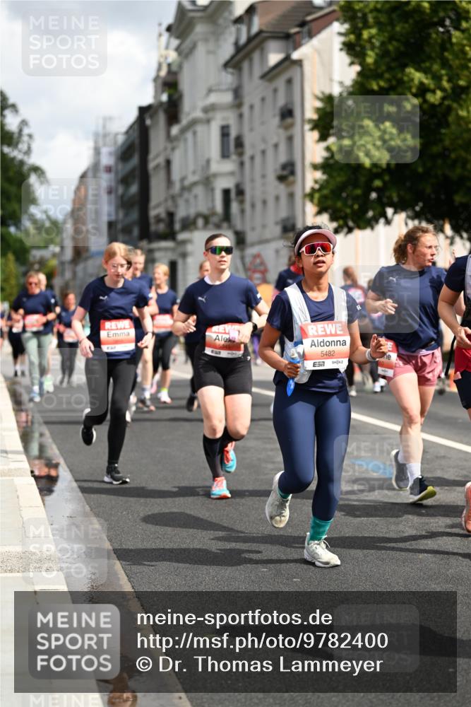 14.06.2026 - REWE Women's Run Dr. Thomas Lammeyer http://msf.ph/oto/9782400 14.06.2026 10:51:18 Laufen 5482, 57 meine-sportfotos.de