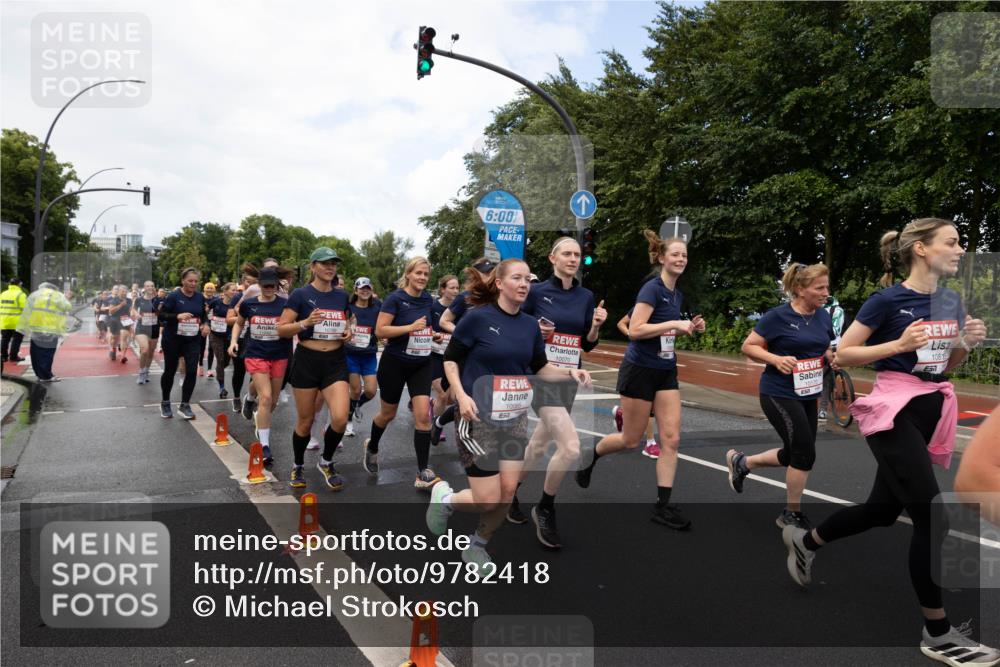 14.06.2026 - REWE Women's Run Michael Strokosch http://msf.ph/oto/9782418 14.06.2026 09:12:56 Laufen 10789, 6, 00, 10065, 10070, 108, 15 meine-sportfotos.de