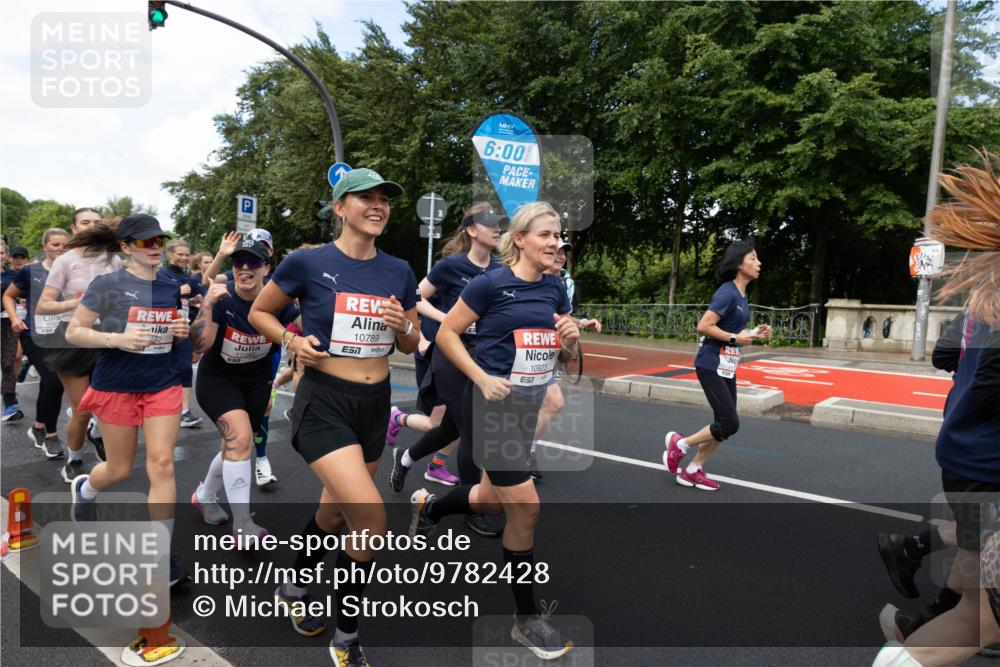 14.06.2026 - REWE Women's Run Michael Strokosch http://msf.ph/oto/9782428 14.06.2026 09:12:57 Laufen 10789, 6, 00, 10923 meine-sportfotos.de