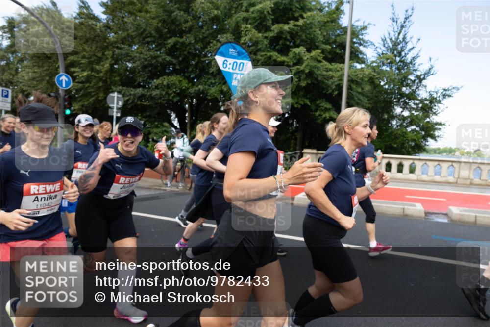 14.06.2026 - REWE Women's Run Michael Strokosch http://msf.ph/oto/9782433 14.06.2026 09:12:58 Laufen 11042, 517, 6, 00 meine-sportfotos.de