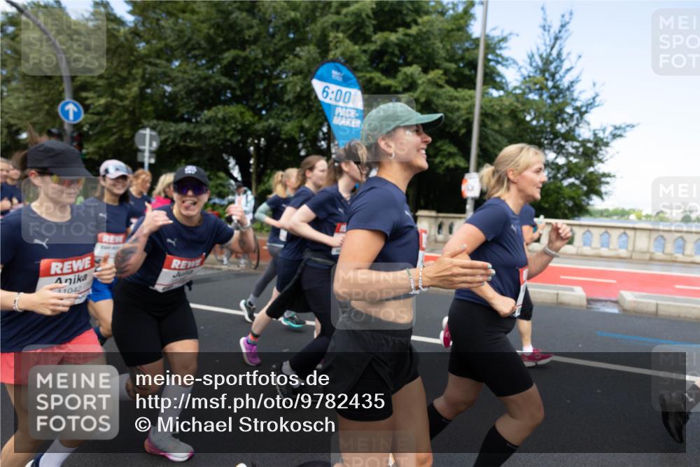 14.06.2026 - REWE Women's Run Michael Strokosch http://msf.ph/oto/9782435 14.06.2026 09:12:58 Laufen 1042, 6, 00 meine-sportfotos.de