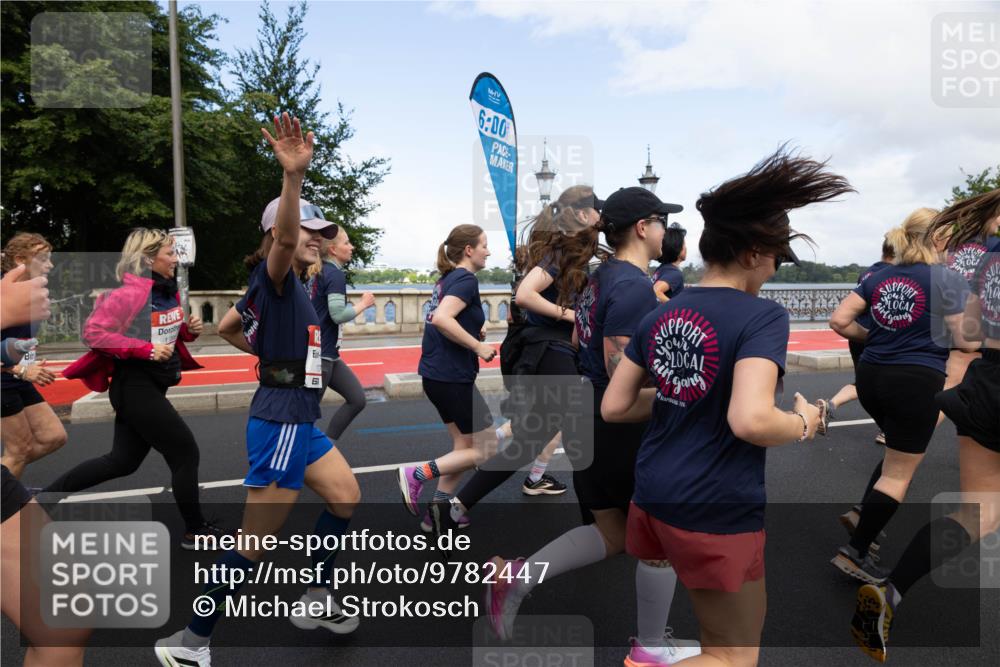 14.06.2026 - REWE Women's Run Michael Strokosch http://msf.ph/oto/9782447 14.06.2026 09:12:59 Laufen 6, 00 meine-sportfotos.de