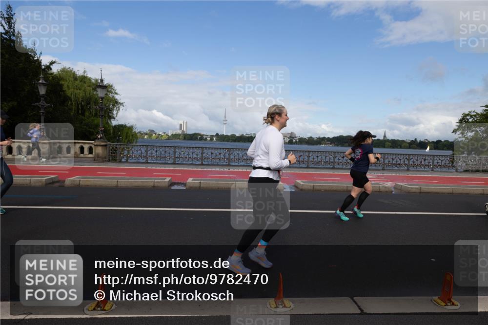 14.06.2026 - REWE Women's Run Michael Strokosch http://msf.ph/oto/9782470 14.06.2026 09:13:18 Laufen  meine-sportfotos.de