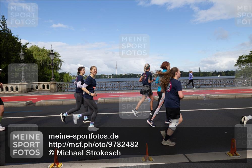 14.06.2026 - REWE Women's Run Michael Strokosch http://msf.ph/oto/9782482 14.06.2026 09:13:23 Laufen  meine-sportfotos.de