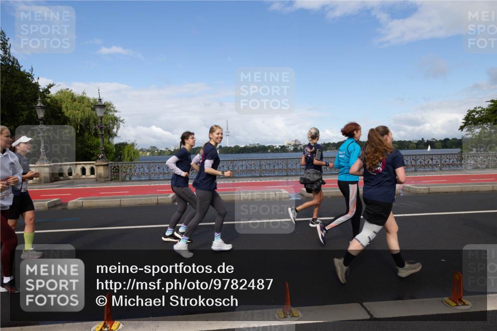 14.06.2026 - REWE Women's Run Michael Strokosch http://msf.ph/oto/9782487 14.06.2026 09:13:23 Laufen 1144 meine-sportfotos.de