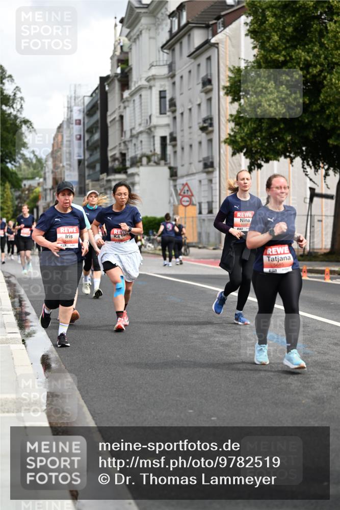 14.06.2026 - REWE Women's Run Dr. Thomas Lammeyer http://msf.ph/oto/9782519 14.06.2026 10:51:26 Laufen 5460, 5932, 5685 meine-sportfotos.de