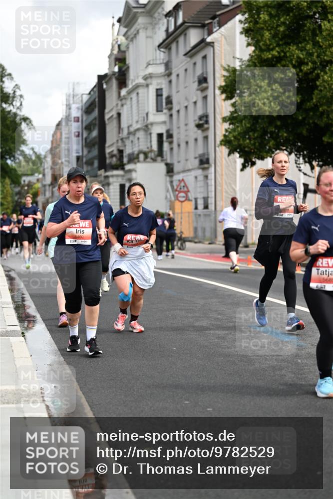 14.06.2026 - REWE Women's Run Dr. Thomas Lammeyer http://msf.ph/oto/9782529 14.06.2026 10:51:26 Laufen 5460, 5685, 657 meine-sportfotos.de