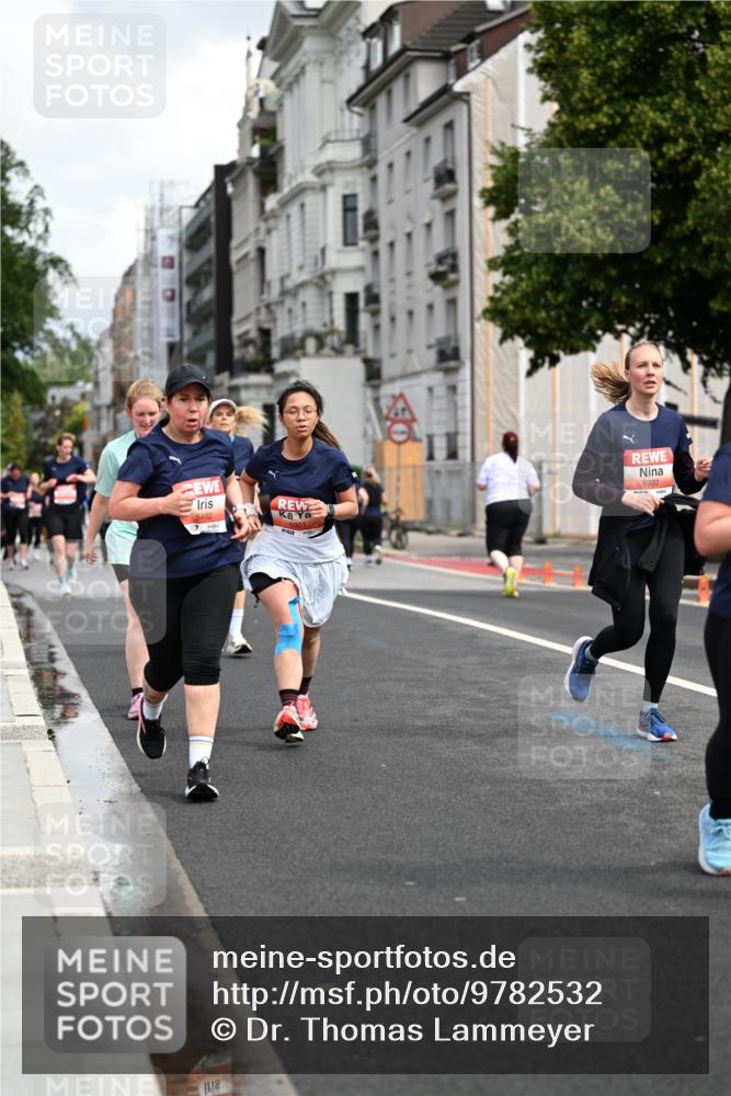 14.06.2026 - REWE Women's Run Dr. Thomas Lammeyer http://msf.ph/oto/9782532 14.06.2026 10:51:27 Laufen 5460, 5901, 5932 meine-sportfotos.de