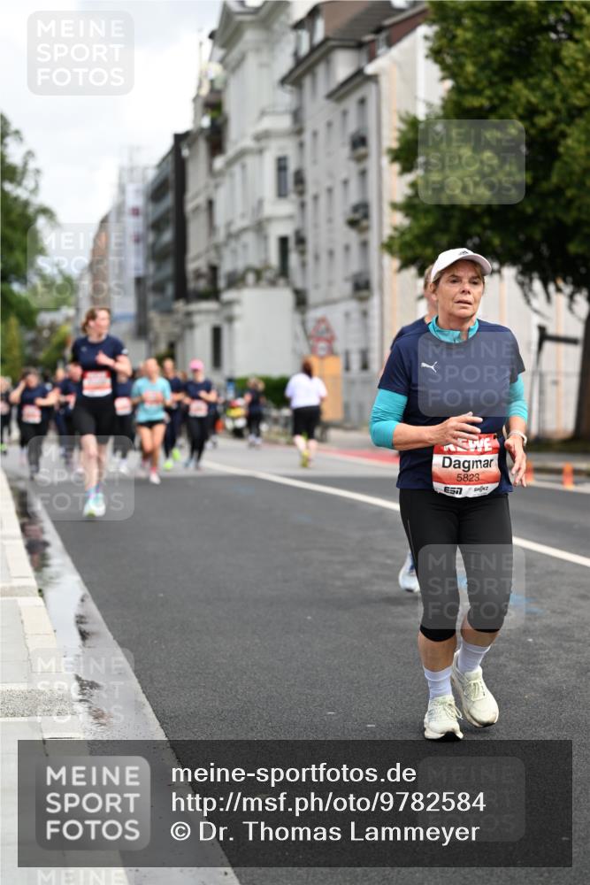 14.06.2026 - REWE Women's Run Dr. Thomas Lammeyer http://msf.ph/oto/9782584 14.06.2026 10:51:30 Laufen 5823 meine-sportfotos.de