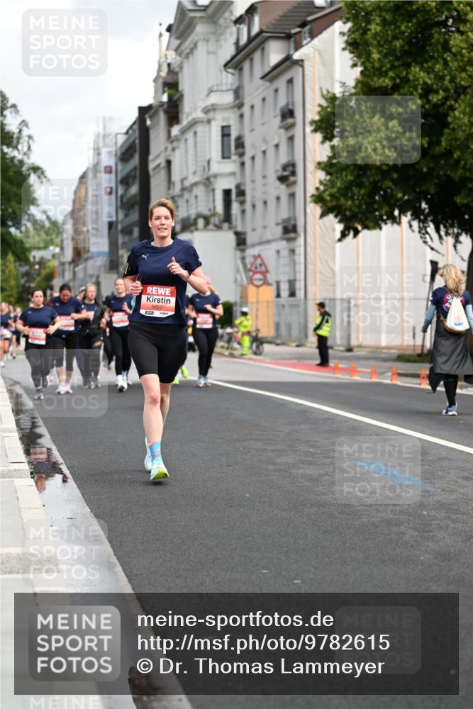 14.06.2026 - REWE Women's Run Dr. Thomas Lammeyer http://msf.ph/oto/9782615 14.06.2026 10:51:33 Laufen 5657 meine-sportfotos.de