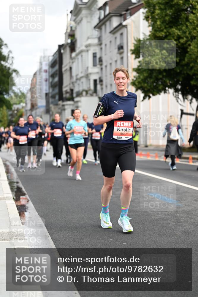 14.06.2026 - REWE Women's Run Dr. Thomas Lammeyer http://msf.ph/oto/9782632 14.06.2026 10:51:34 Laufen 5657 meine-sportfotos.de