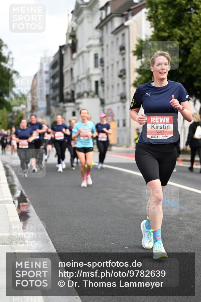 14.06.2026 - REWE Women's Run Dr. Thomas Lammeyer http://msf.ph/oto/9782639 14.06.2026 10:51:34 Laufen 5657 meine-sportfotos.de