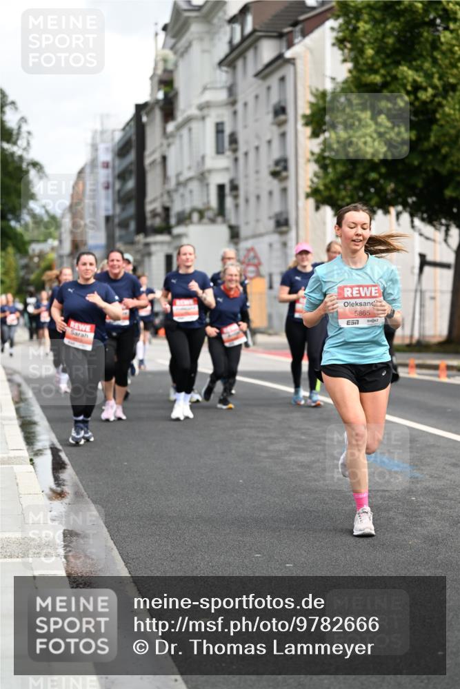 14.06.2026 - REWE Women's Run Dr. Thomas Lammeyer http://msf.ph/oto/9782666 14.06.2026 10:51:36 Laufen 5865, 57 meine-sportfotos.de