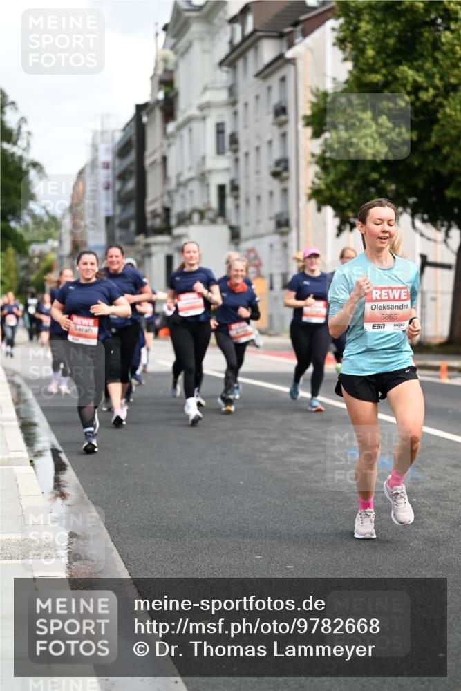 14.06.2026 - REWE Women's Run Dr. Thomas Lammeyer http://msf.ph/oto/9782668 14.06.2026 10:51:36 Laufen 40, 5865 meine-sportfotos.de