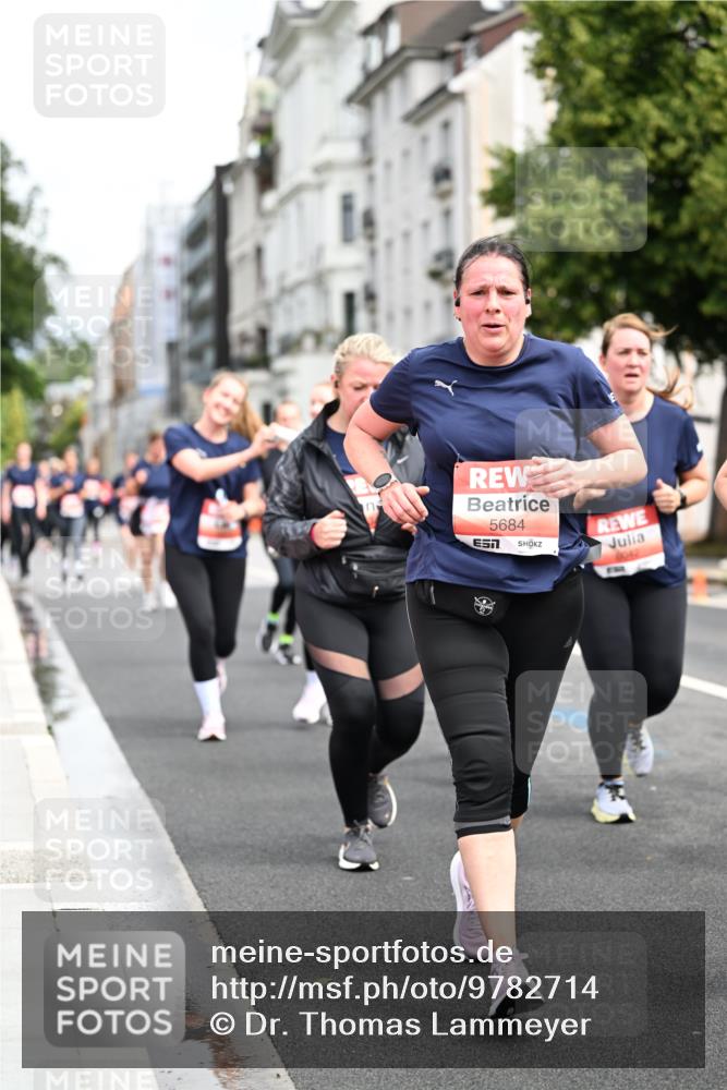 14.06.2026 - REWE Women's Run Dr. Thomas Lammeyer http://msf.ph/oto/9782714 14.06.2026 10:51:40 Laufen 5684, 0042 meine-sportfotos.de