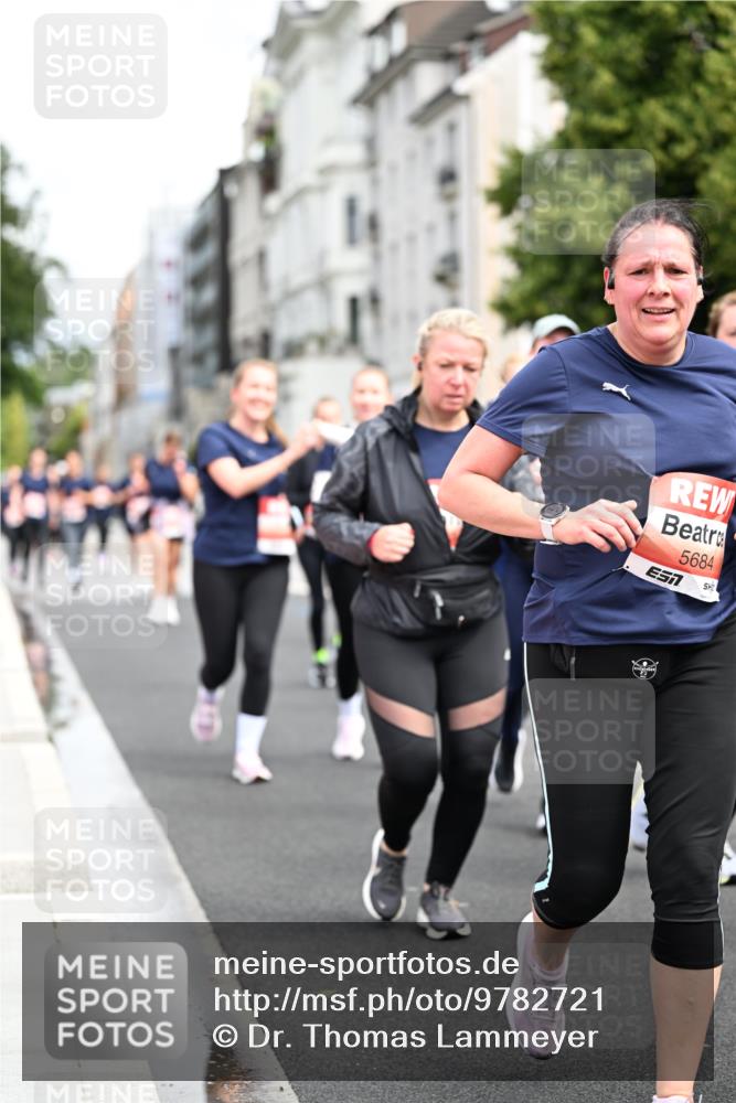 14.06.2026 - REWE Women's Run Dr. Thomas Lammeyer http://msf.ph/oto/9782721 14.06.2026 10:51:40 Laufen 5684 meine-sportfotos.de