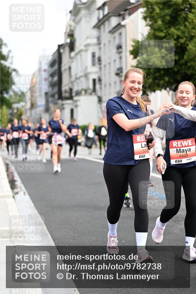 14.06.2026 - REWE Women's Run Dr. Thomas Lammeyer http://msf.ph/oto/9782738 14.06.2026 10:51:41 Laufen 537, 7, 5428 meine-sportfotos.de