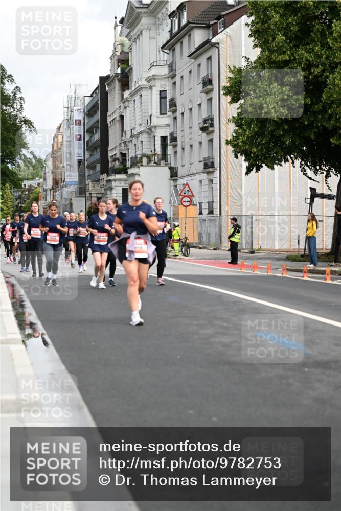 14.06.2026 - REWE Women's Run Dr. Thomas Lammeyer http://msf.ph/oto/9782753 14.06.2026 10:51:43 Laufen  meine-sportfotos.de